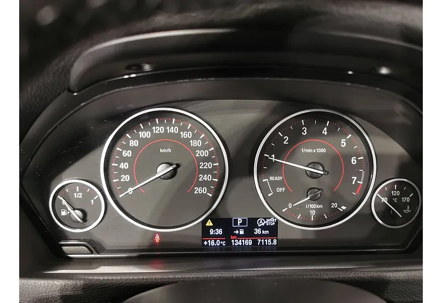 BMW 3 серия 320i xDrive AT (184 л.с.) M Sport Синий в АВИЛОН. Слайд №13