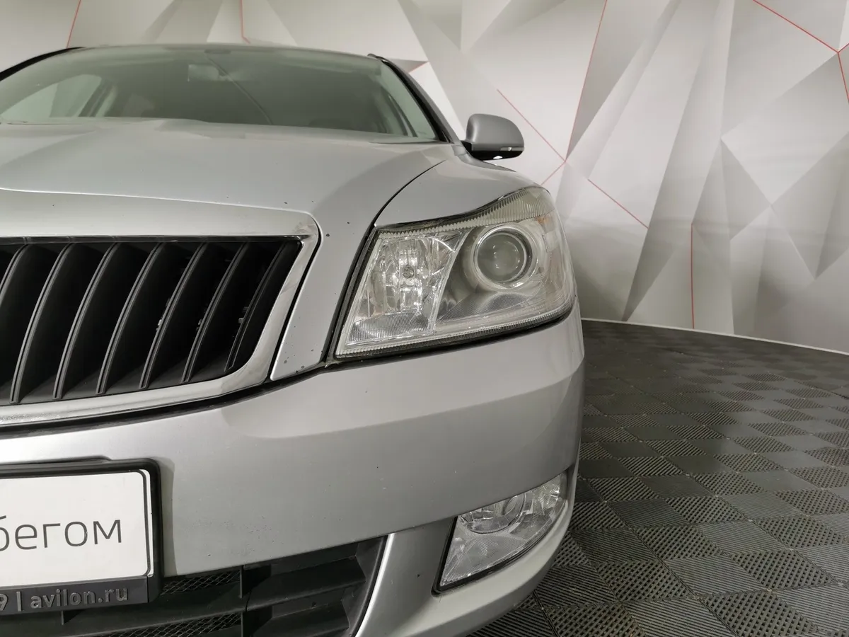Skoda Octavia 1.8 TSI AT (152 л.с.) Elegance Серебристый в АВИЛОН. Слайд №10