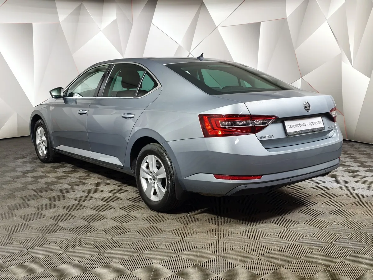 Skoda Superb 1.4 TSI DSG (150 л.с.) Серый в АВИЛОН. Слайд №4