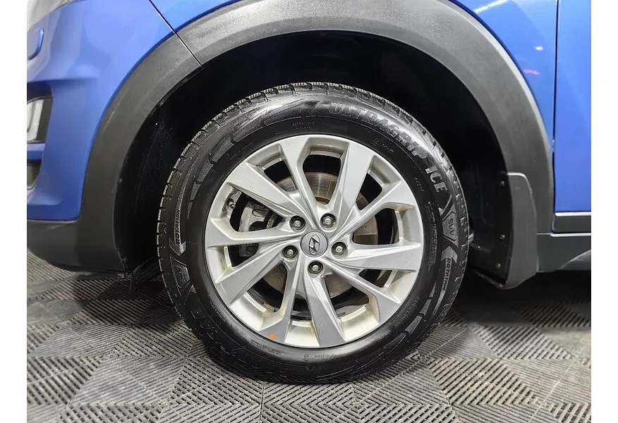 Hyundai Tucson 2.0 (150 л.с.) MPi-6AT-4WD Lifestyle Синий в АВИЛОН. Слайд №9