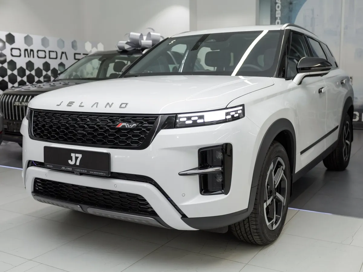 АВИЛОН - JELAND J7 1.6T DCT 2WD (150 л.с.) Престиж Белый - slide 10250037