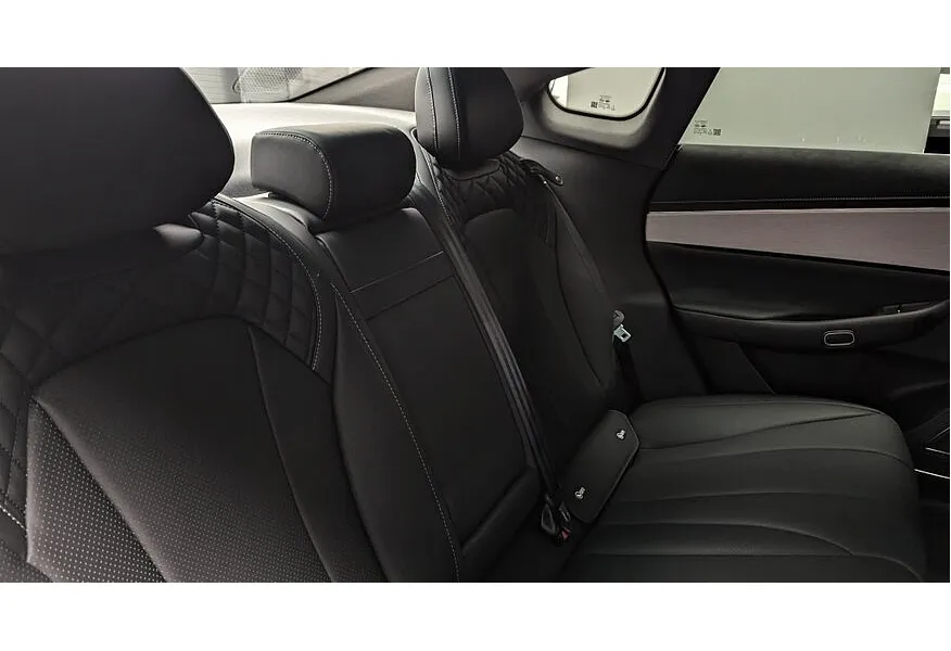 EXEED Exlantix ES 1.5 DHT 4WD (469 л.с.) GG Зеленый в АВИЛОН. Слайд №5