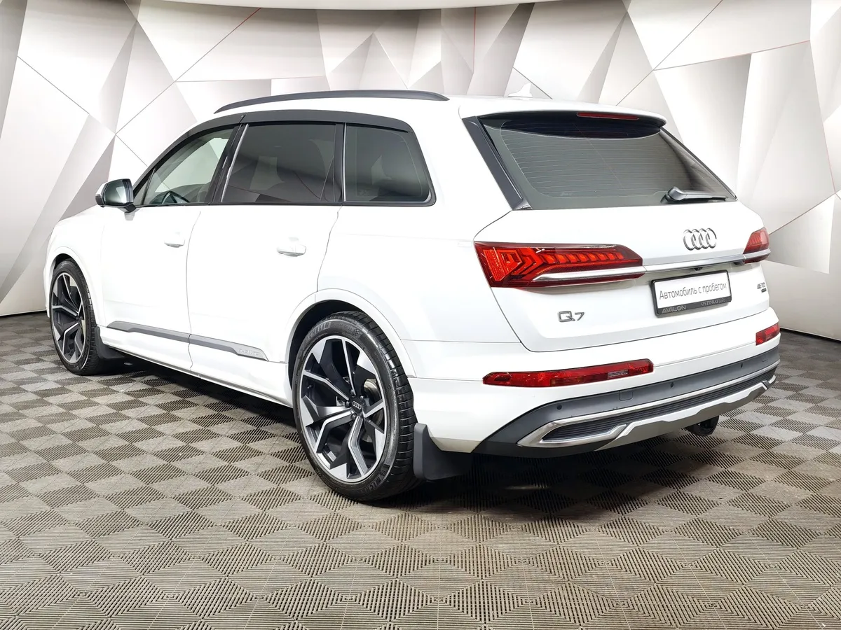 Audi Q7 3.0 TDI Tiptronic quattro (249 л.с.) Белый в АВИЛОН. Слайд №4