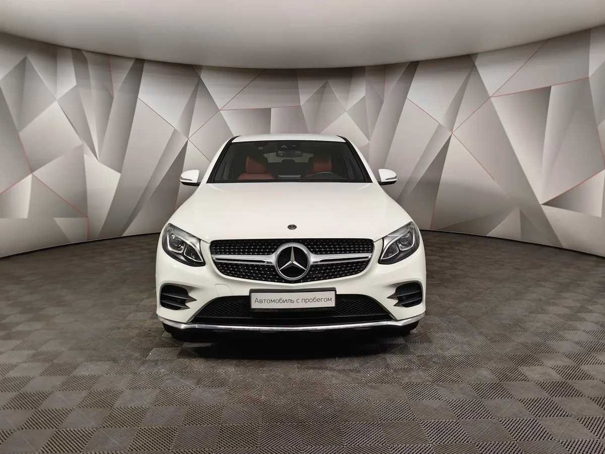 Mercedes-Benz GLC Купе 300 9G-TRONIC 4MATIC (245 л.с.) Sport Белый в АВИЛОН. Слайд №7