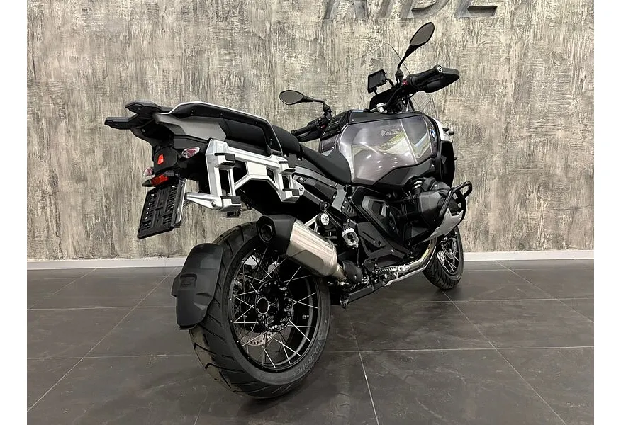 BMW Motorrad R 1300 GS Adventure R 1300 GS Adventure 1300 см³ (145) 1300 Черный в АВИЛОН. Слайд №8