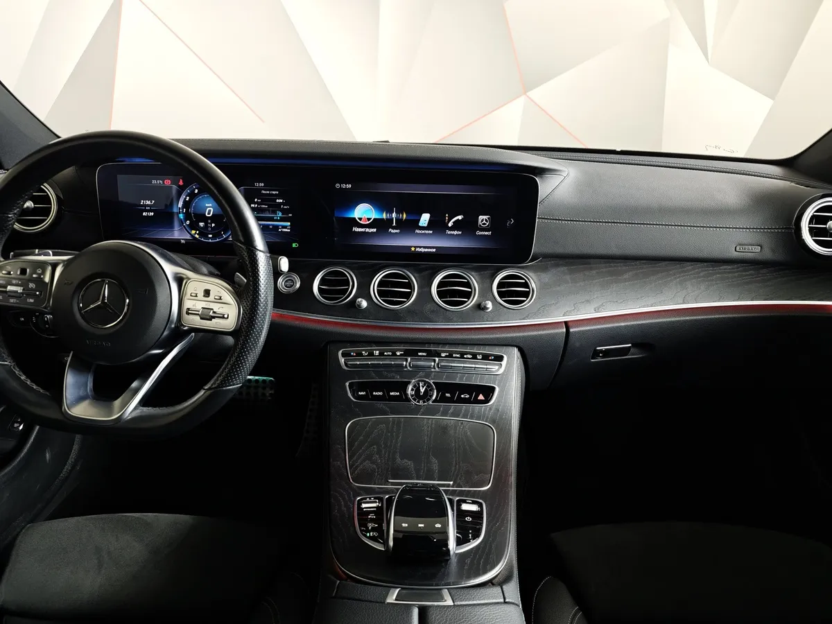 Mercedes-Benz E-Класс E 200 4MATIC 9G-TRONIC (184 л.с.) Sport Черный в АВИЛОН. Слайд №15