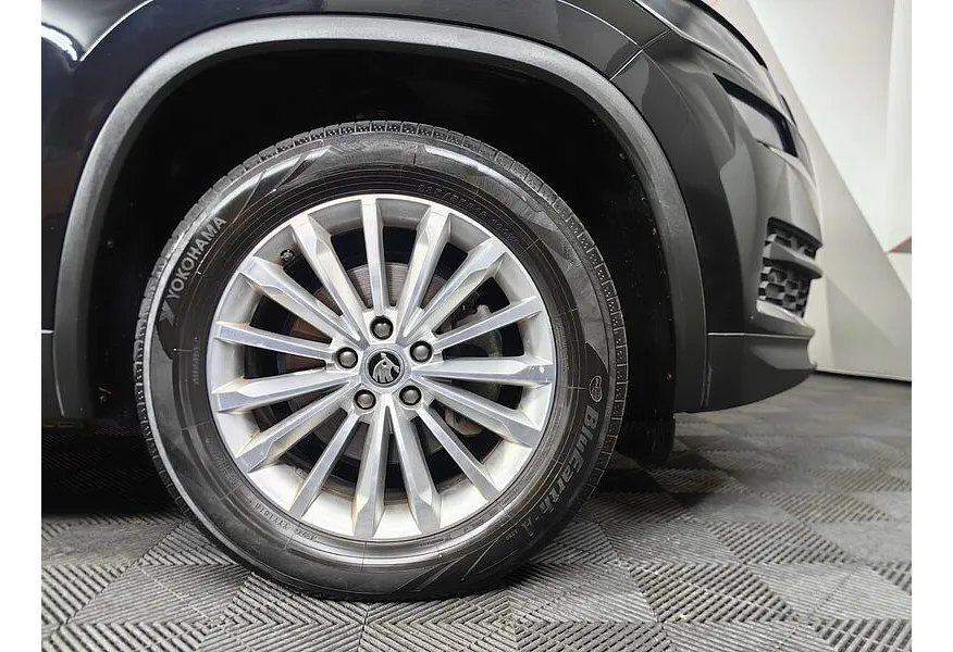АВИЛОН - Skoda Kodiaq 2.0 TDI DSG 4X4 (150 л.с.) Черный - slide 20