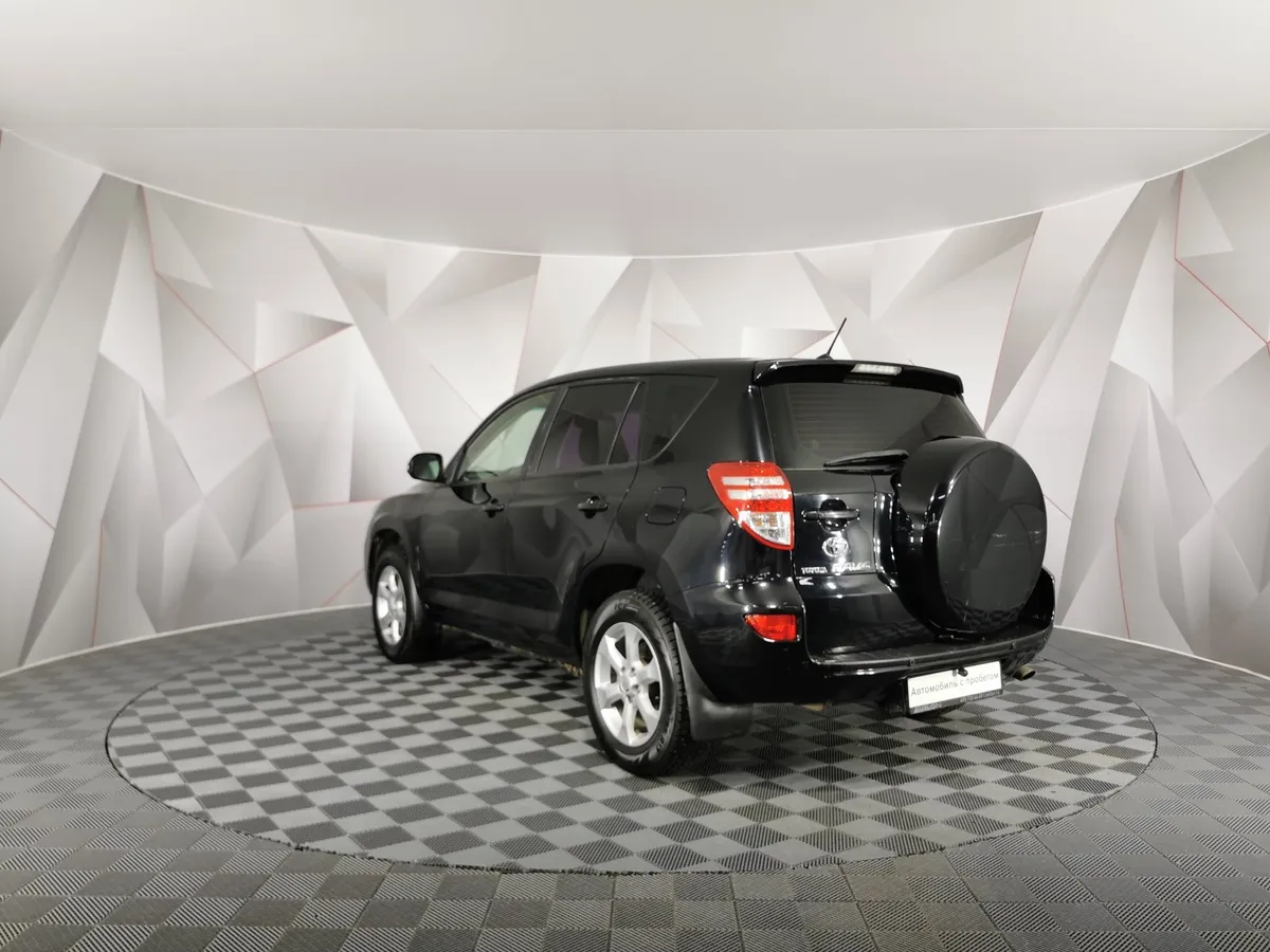 Toyota RAV4 2.0 AT (152 л.с.) Черный в АВИЛОН. Слайд №4
