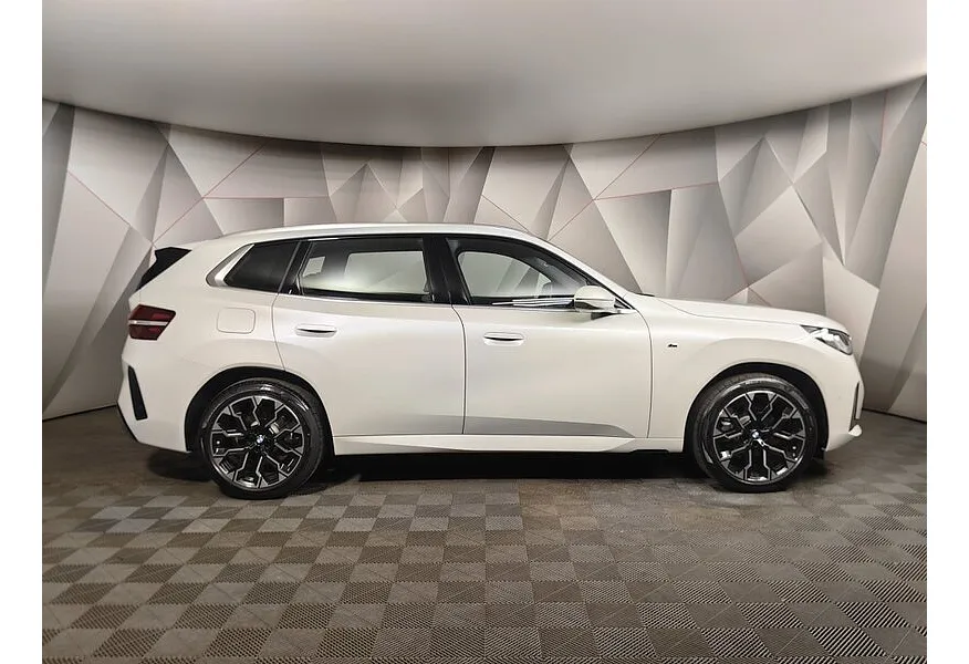 BMW X3 xDrive30L AT (258 л.с.) Белый в АВИЛОН. Слайд №6 BMW X3 xDrive30L AT (258 л.с.) Белый в АВИЛОН. Слайд №6