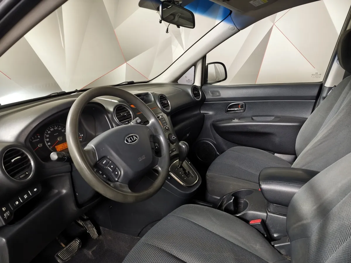 Kia Carens 2.0 AT (145 л.с.) Серый в АВИЛОН. Слайд №19