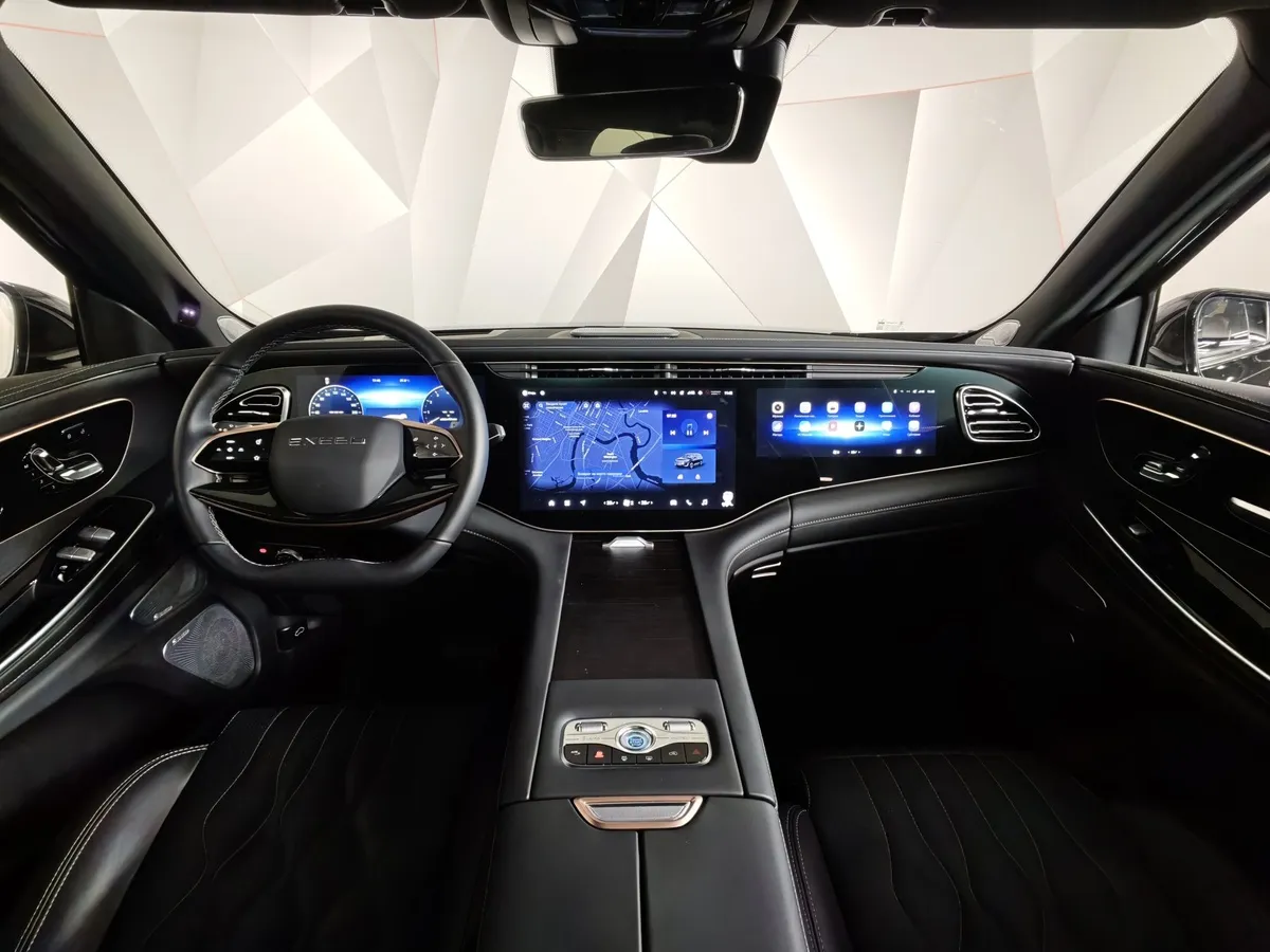 EXEED VX 2.0 AT AWD (249 л.с.) 7 мест President Черный в АВИЛОН. Слайд №14