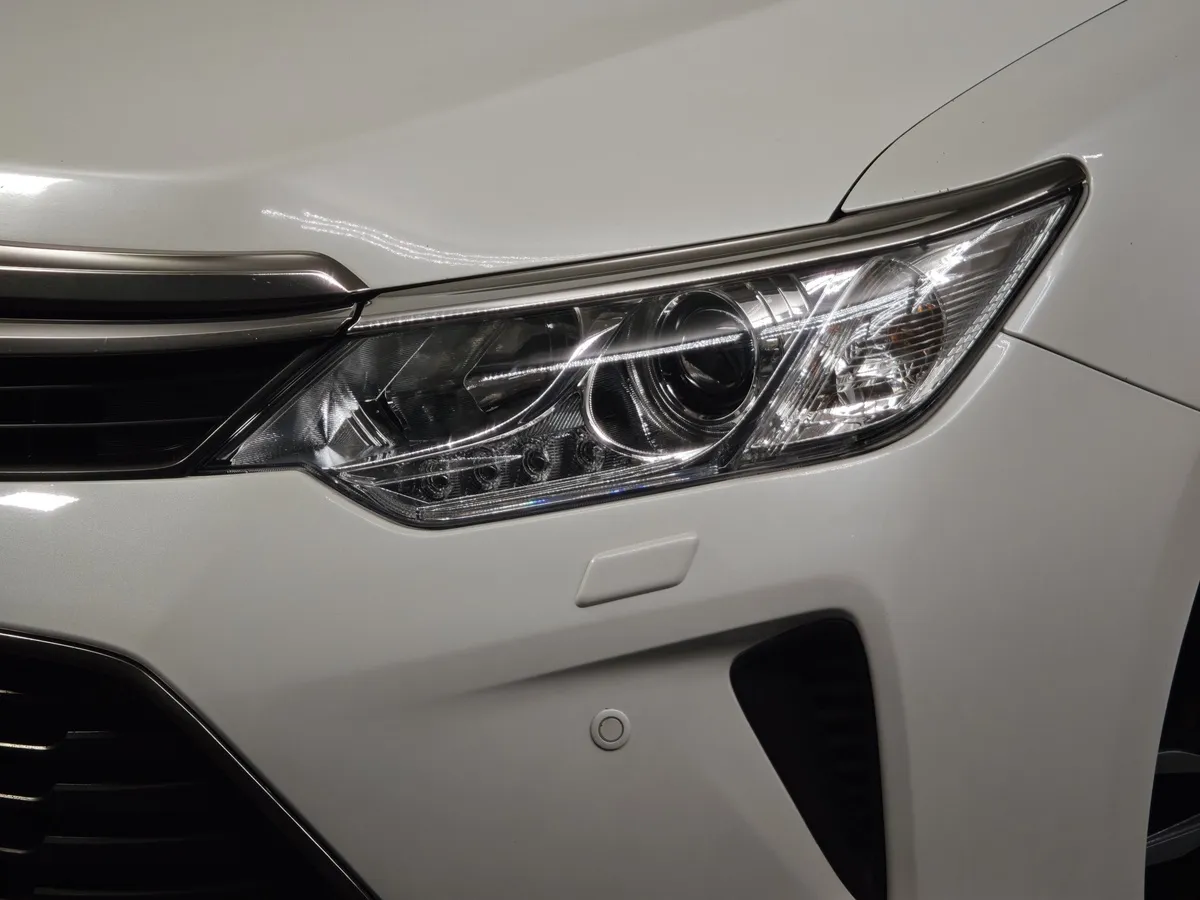 Toyota Camry 2.5 AT (200 л.с.) Белый в АВИЛОН. Слайд №10
