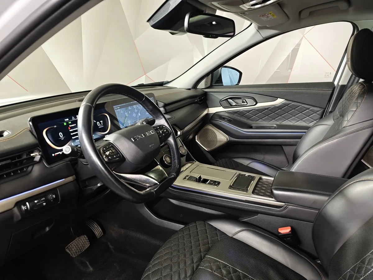 EXEED TXL 1.6 TGDI DCT7 AWD (186 л.с.) Белый в АВИЛОН. Слайд №17