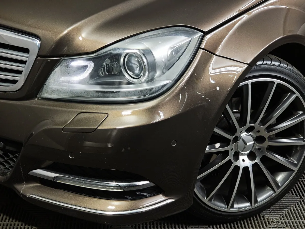 Mercedes-Benz C-Класс C 250 BlueEfficiency 7G-Tronic Plus (204 л.с.) Avangarde Sport+ Коричневый в АВИЛОН. Слайд №9