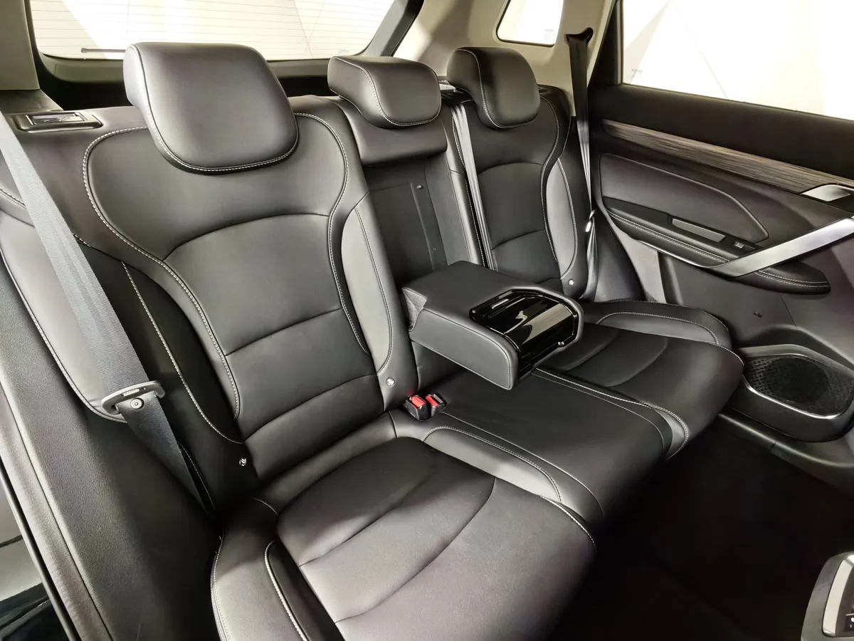Geely Atlas Pro 1.5T AT FWD (177 л.с.) Luxury Черный в АВИЛОН. Слайд №17