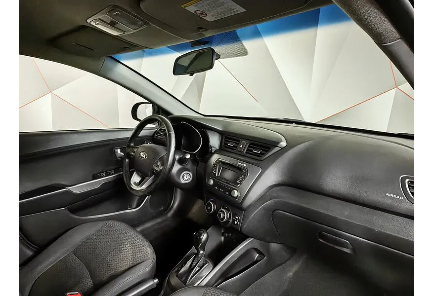 Kia Rio 1.6 AT (123 л.с.) Серый в АВИЛОН. Слайд №10 Kia Rio 1.6 AT (123 л.с.) Серый в АВИЛОН. Слайд №10
