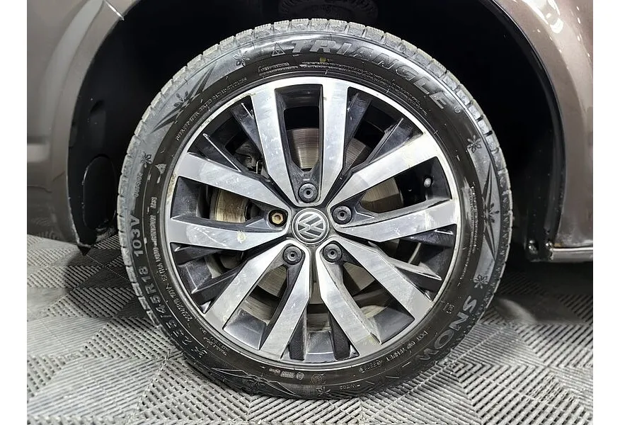 Volkswagen Multivan 2.0 biTDI DSG 4 MOTION (180 л.с.) Highline Коричневый в АВИЛОН. Слайд №9