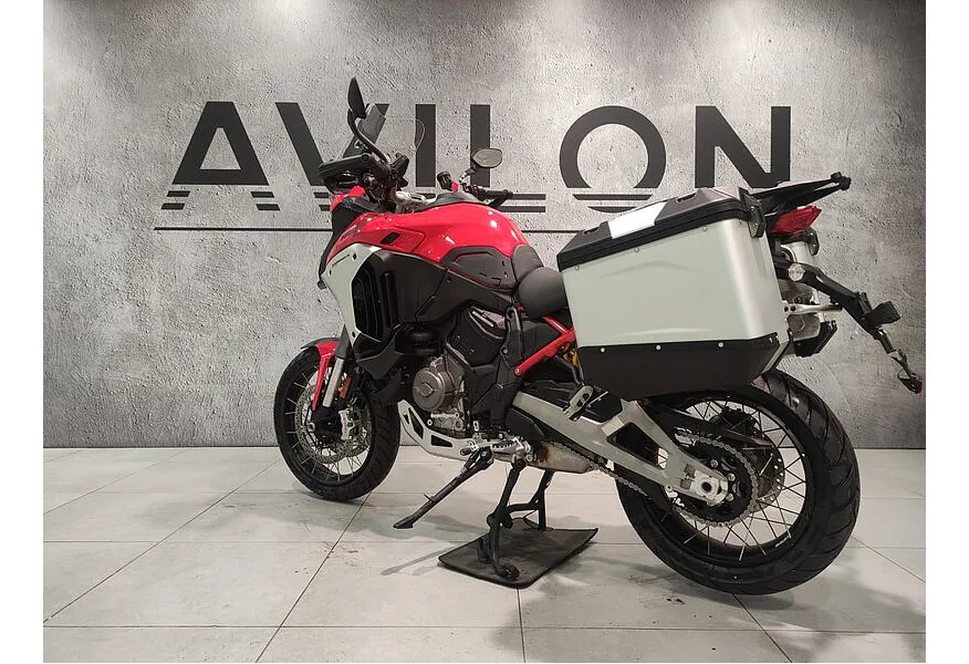 АВИЛОН - Ducati Multistrada V4 1158 см³ (170 л.с.) (170) 1158 Красный - slide 0
