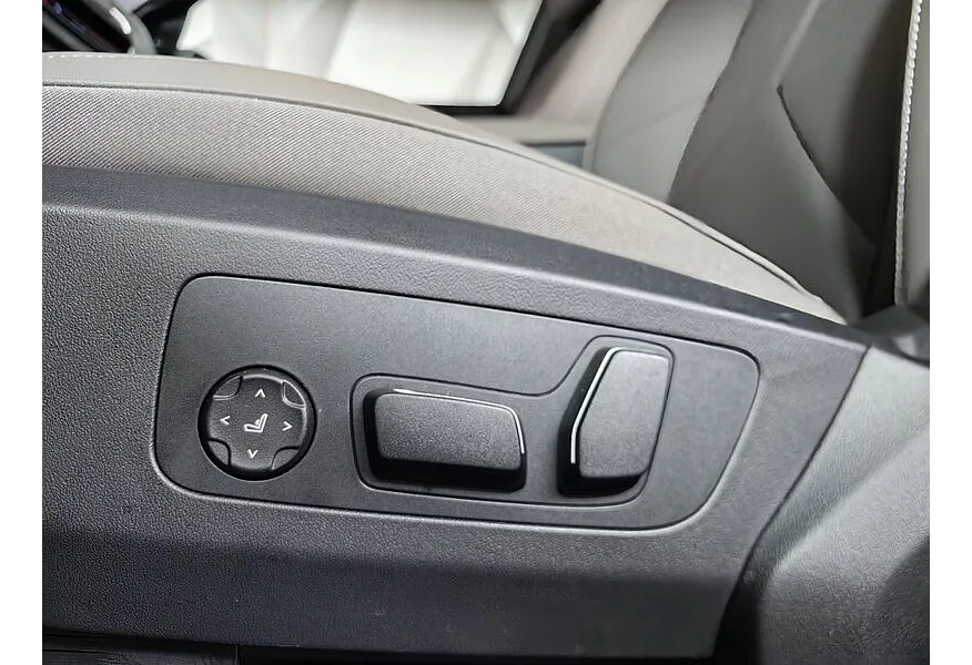 BMW X3 xDrive30L AT (258 л.с.) Серый в АВИЛОН. Слайд №17