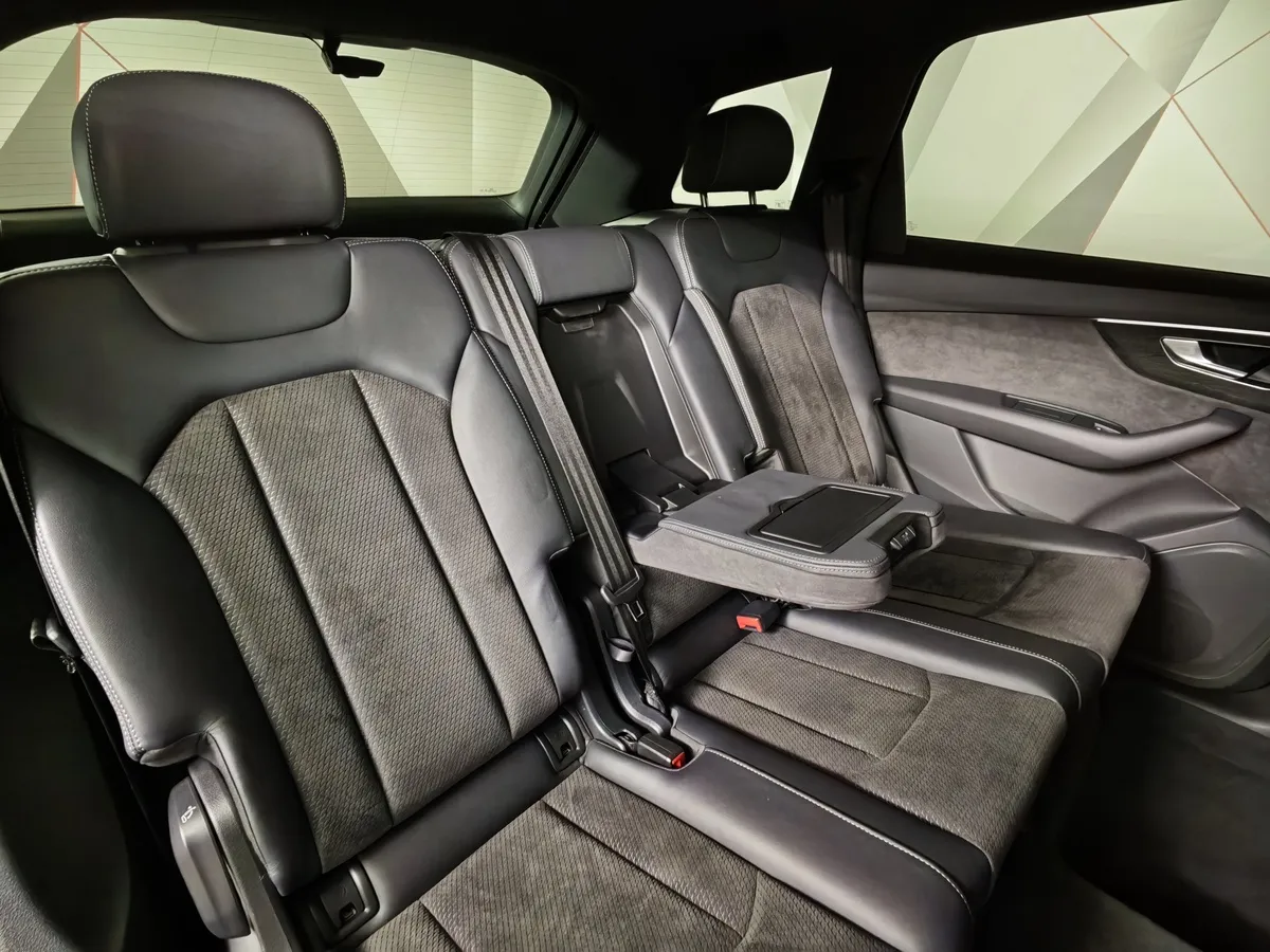 Audi Q7 3.0 TDI Tiptronic quattro (249 л.с.) Синий в АВИЛОН. Слайд №17