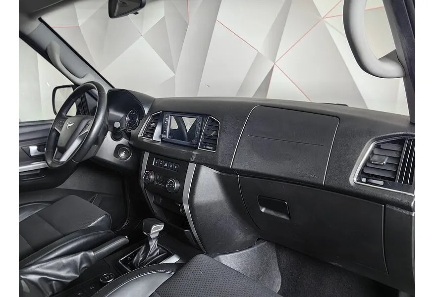 УАЗ Patriot 2.7 AT 4WD (150 л.с.) Оптимум Черный в АВИЛОН. Слайд №12