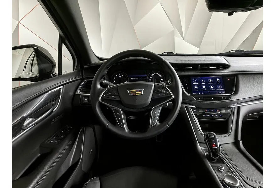 Cadillac XT5 2.0T АТ AWD (200 л.с.) Sport Черный в АВИЛОН. Слайд №19