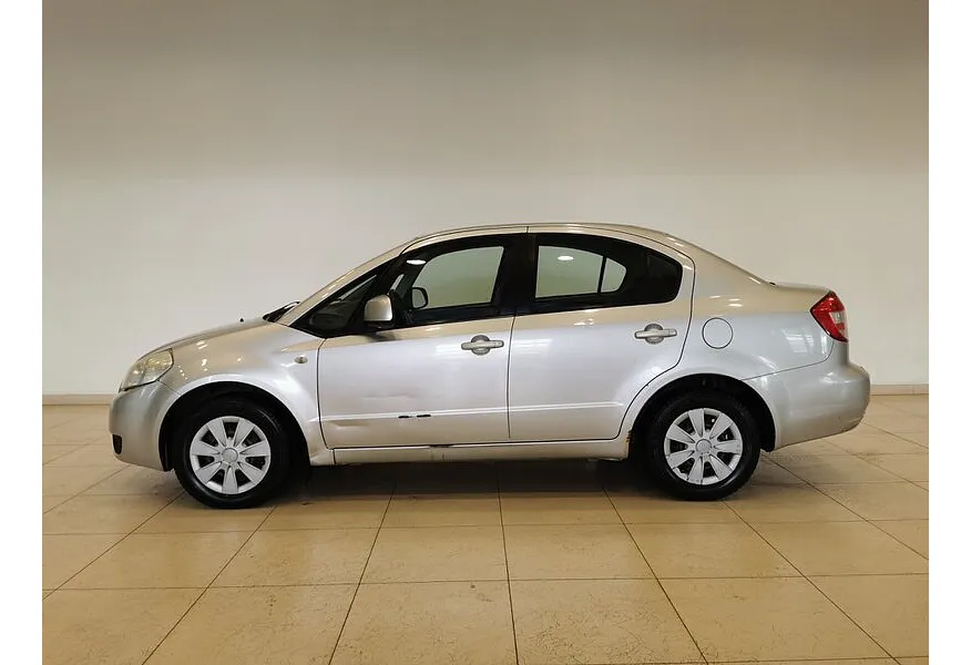 Suzuki SX4 1.6 MT (107 л.с.) Серебристый в АВИЛОН. Слайд №5
