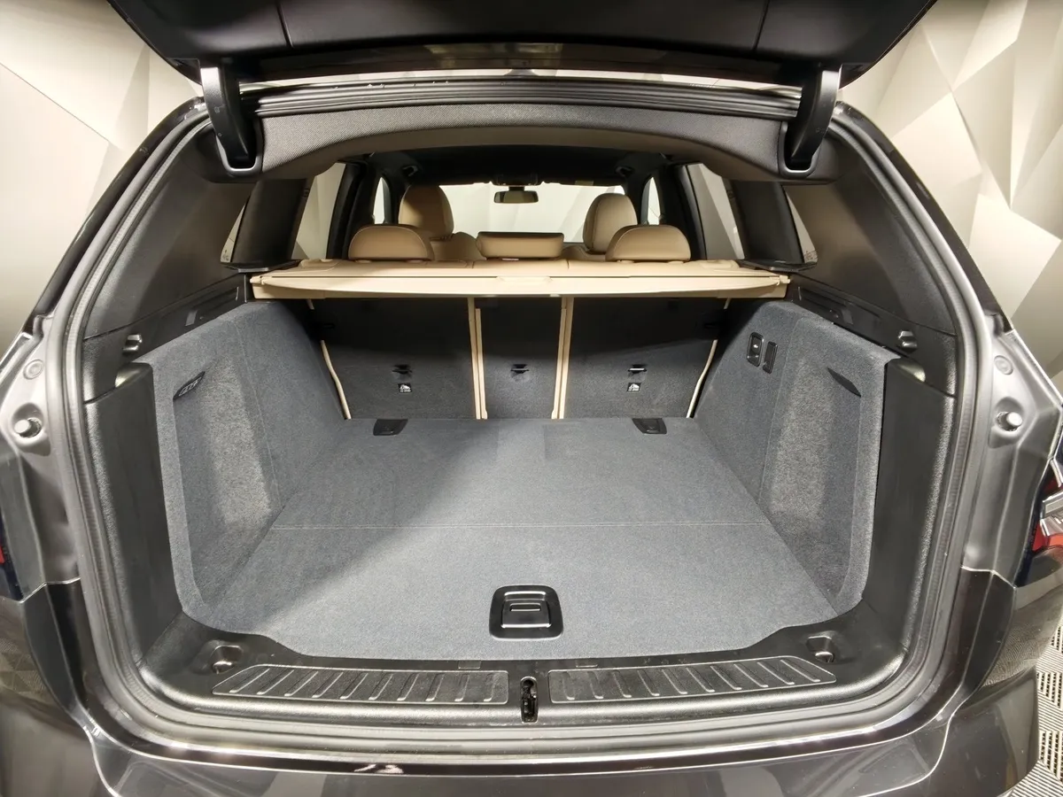 BMW X3 xDrive20d AT (190 л.с.) Lifestyle Серый в АВИЛОН. Слайд №9