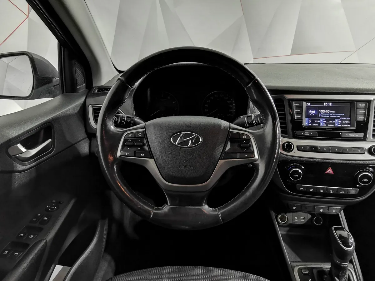 Hyundai Solaris 1.6 AT (123 л.с.) Comfort + Winter Серый в АВИЛОН. Слайд №19