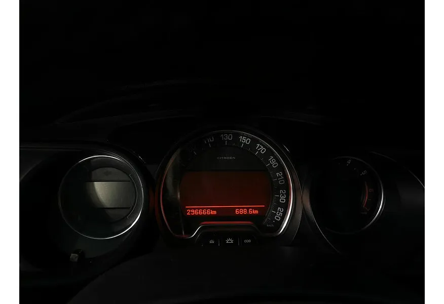 Citroen C5 1.7 MT (125 л.с.) Черный в АВИЛОН. Слайд №16