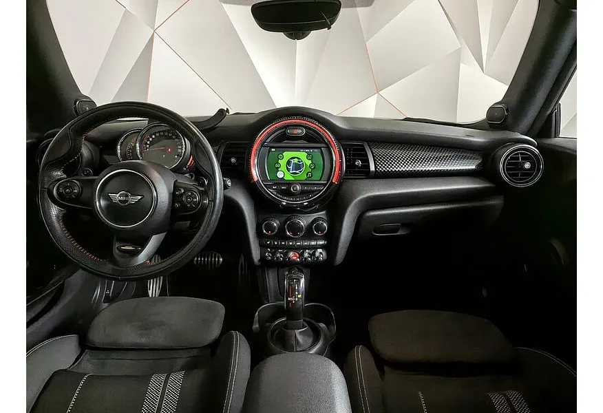 MINI 3 двери JCW 2.0 AT (231 л.с.) Черный в АВИЛОН. Слайд №11