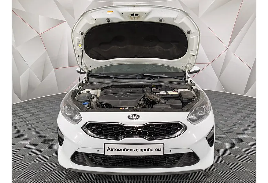 Kia Ceed 1.6 CRDi AMT (136 л.с.) Белый в АВИЛОН. Слайд №11