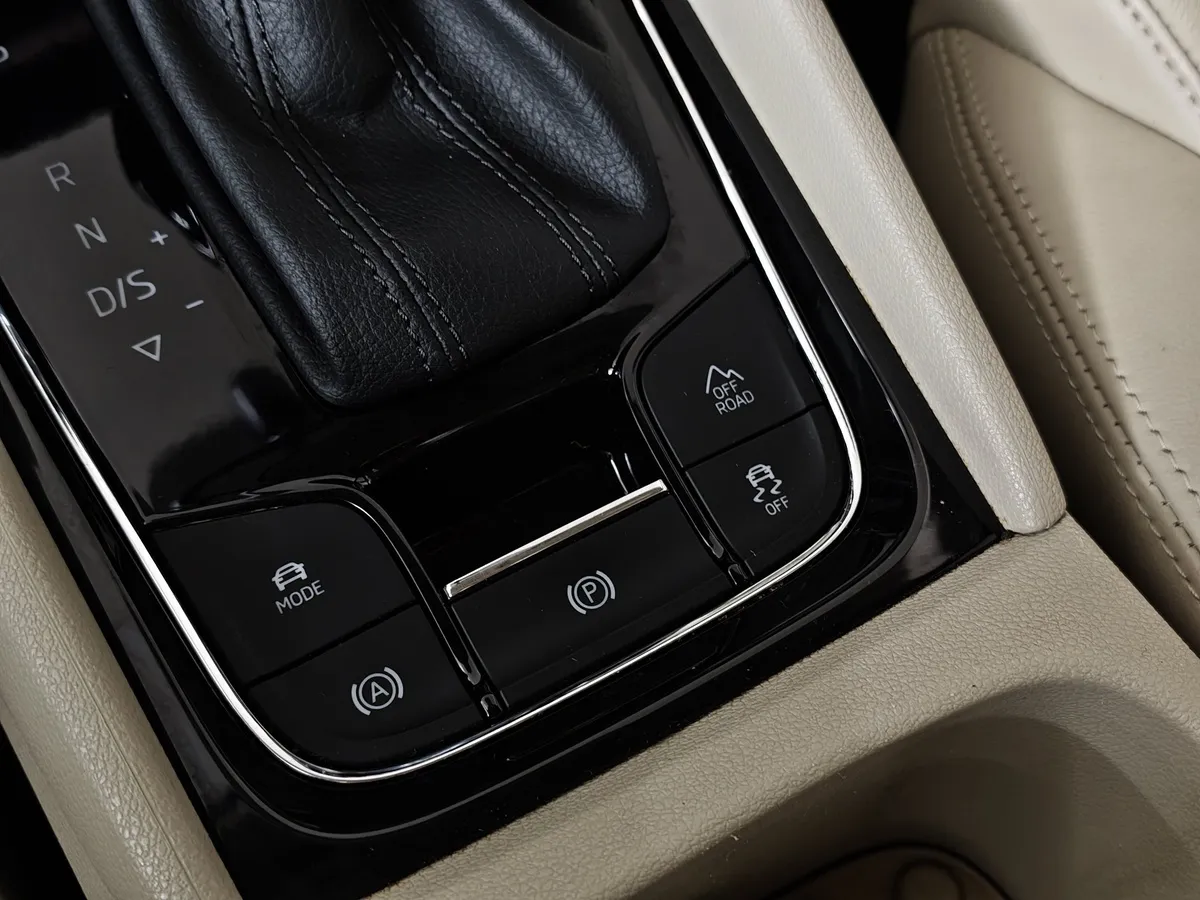 Skoda Kodiaq 1.4 TSI DSG 4X4 (150 л.с.) Зеленый в АВИЛОН. Слайд №22