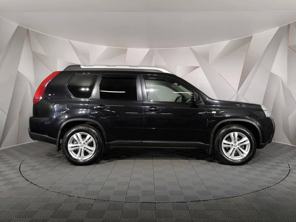 Nissan X-Trail 2.5 CVT AWD (171 л.с.) LE Top Черный в АВИЛОН. Слайд №6