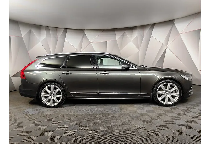 Volvo V90 2.0d AT 4WD (235 л.с.) Серый в АВИЛОН. Слайд №6