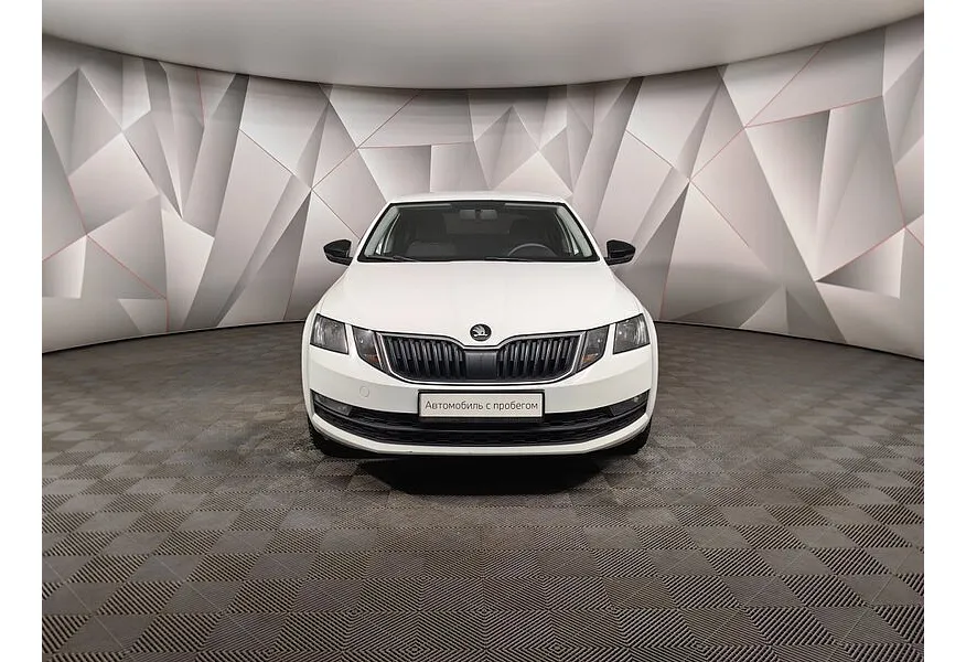 Skoda Octavia 1.6 AT (110 л.с.) Белый в АВИЛОН. Слайд №7