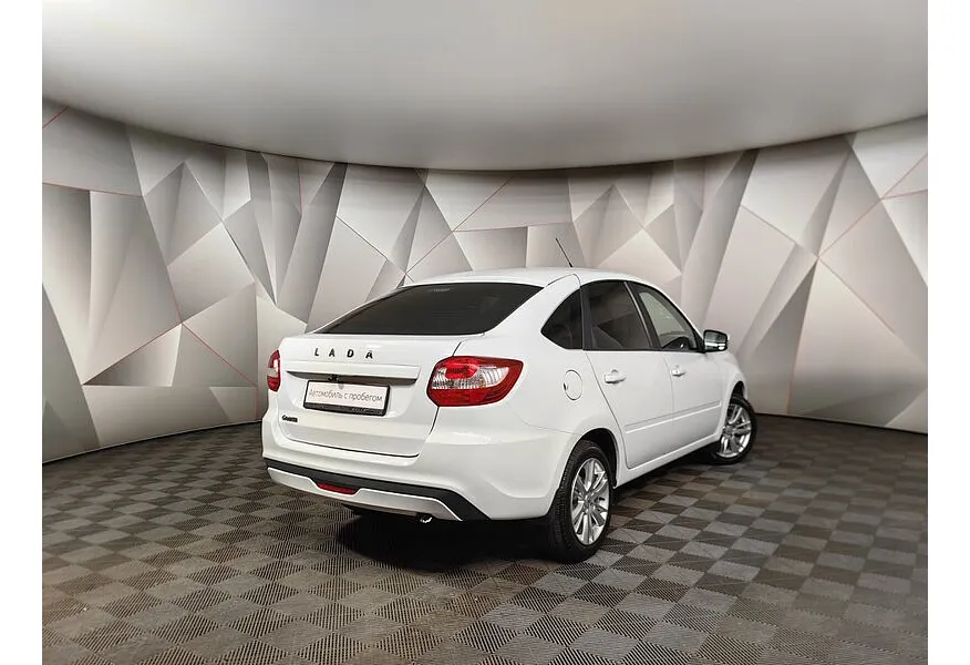 ВАЗ (Lada) Granta 1.6 MT 16 кл (106 л.с.) Белый в АВИЛОН. Слайд №7
