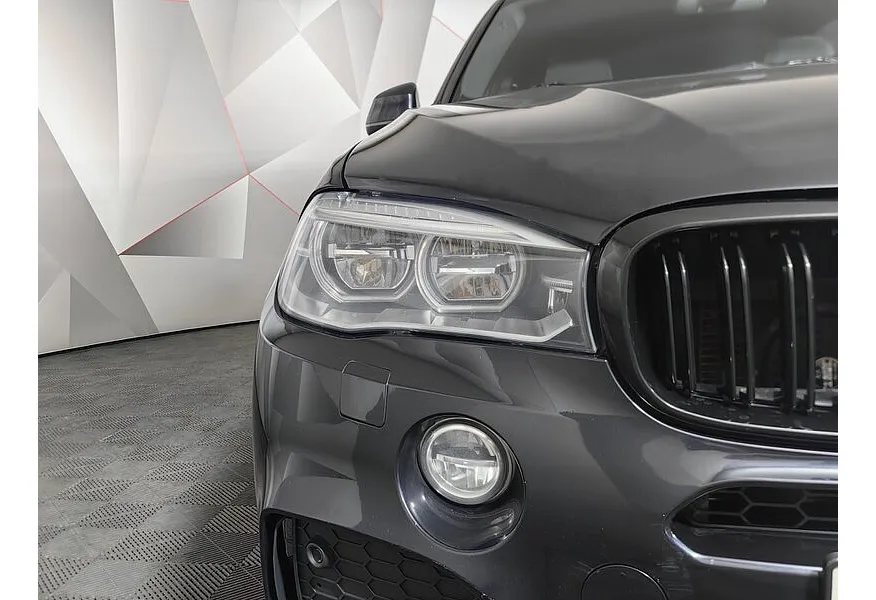 BMW X5 xDrive30d Steptronic (249 л.с.) Черный в АВИЛОН. Слайд №8