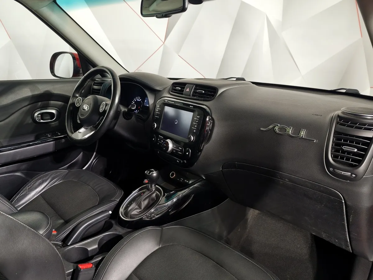 Kia Soul 2.0 MPI AT (150 л.с.) Premium Plus Красный в АВИЛОН. Слайд №13