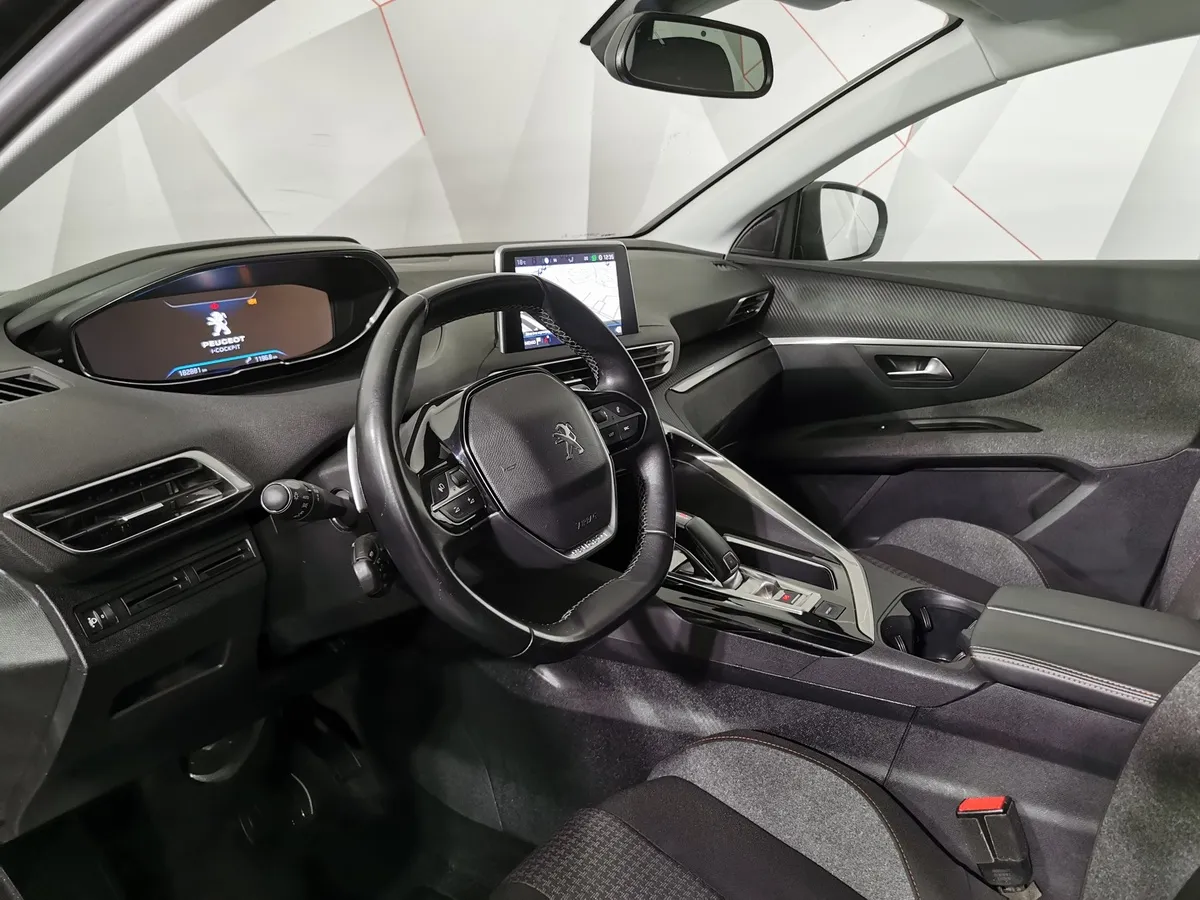 Peugeot 3008 1.5 HDi AT (130 л.с.) Черный в АВИЛОН. Слайд №19