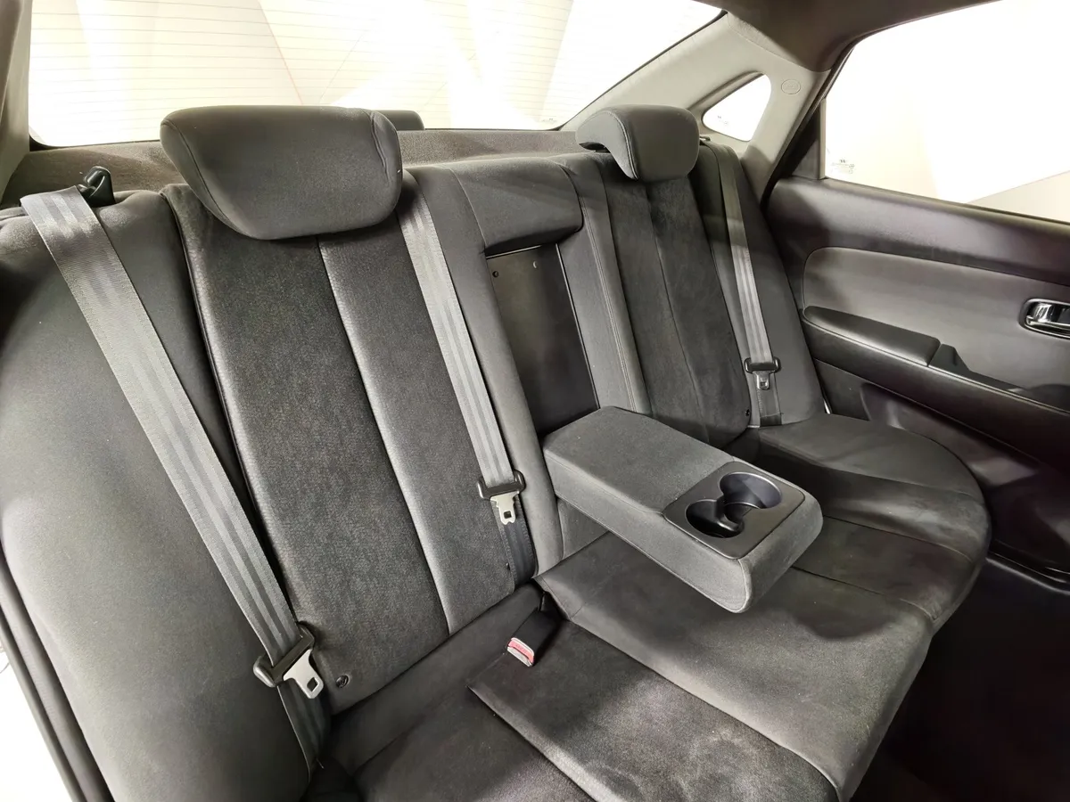 Hyundai Elantra 1.6 AT (122 л.с.) Белый в АВИЛОН. Слайд №15