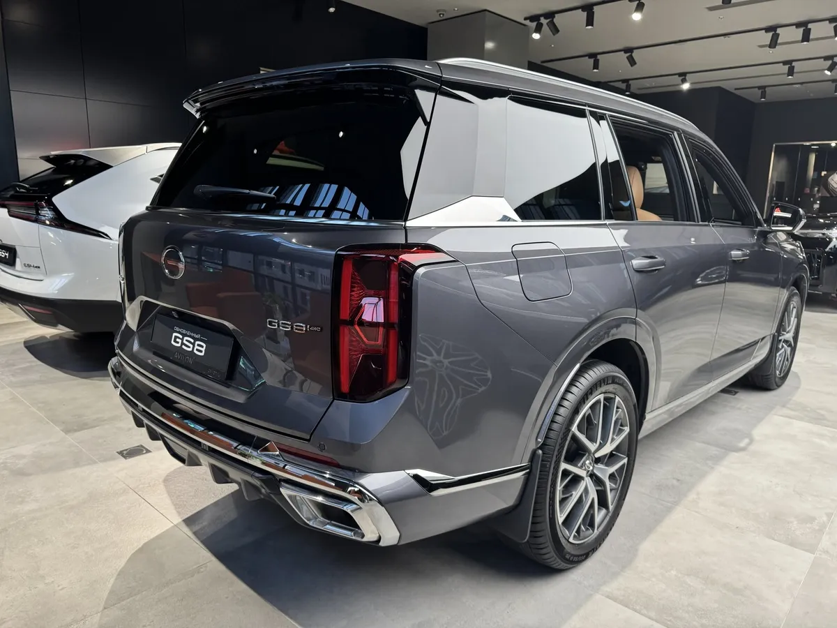 GAC GS8 2.0T 4WD (231 л.с.) GT Серый в АВИЛОН. Слайд №5