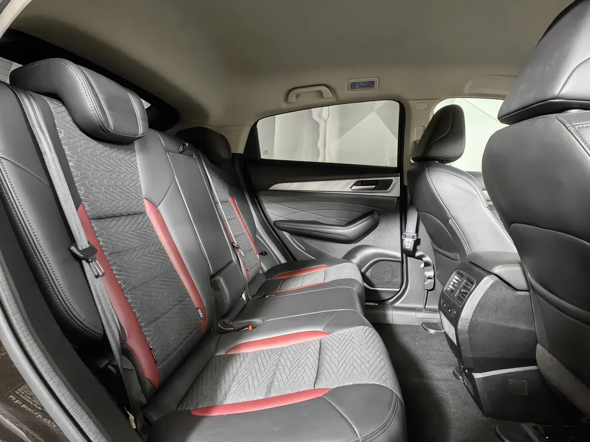 Haval F7x 2.0T AWD 7DCT (190 л.с.) Elite Черный в АВИЛОН. Слайд №16