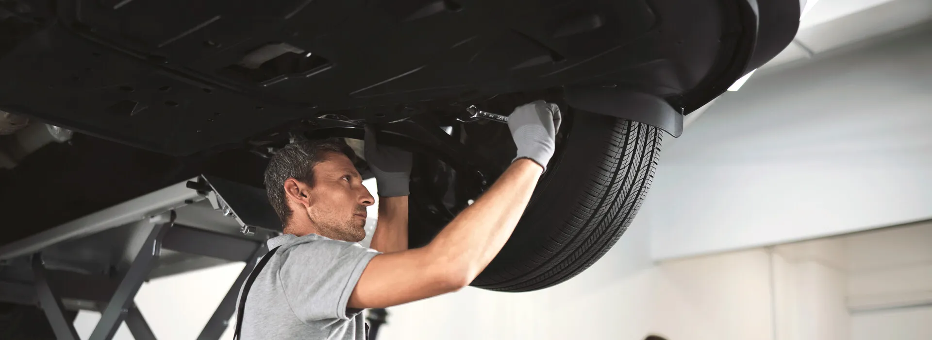 Выгодные условия на шиномонтаж, при прохождении ТО KIA в АВИЛОН