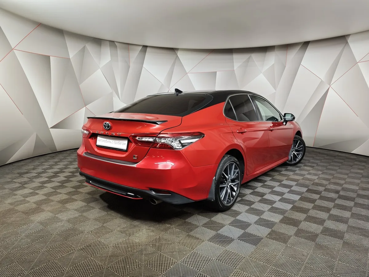 Toyota Camry 2.5 AT (200 л.с.) Красный в АВИЛОН. Слайд №2