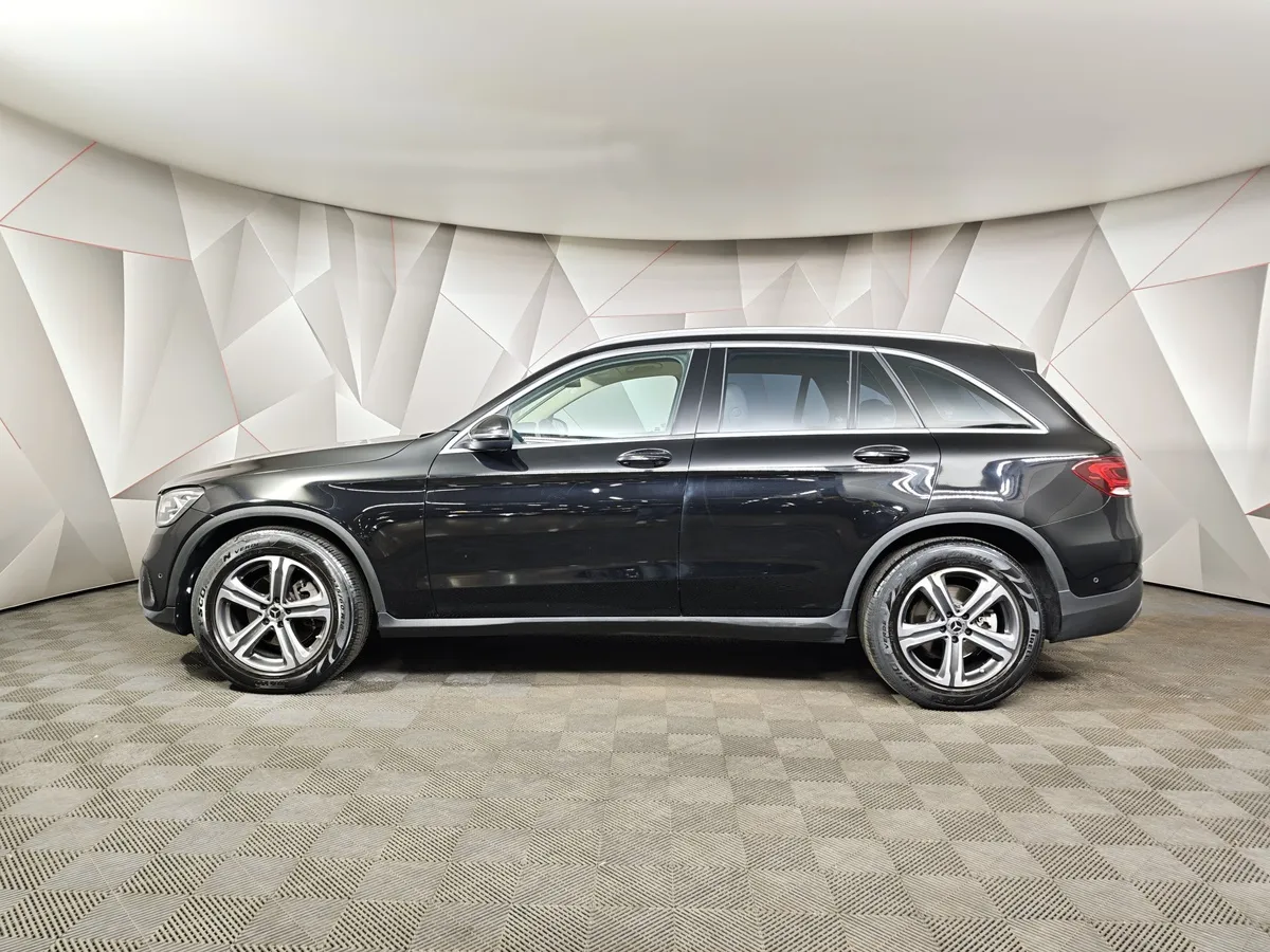 Mercedes-Benz GLC 200 9G-TRONIC 4MATIC (197 л.с.) Premium (Локальная сборка) Черный в АВИЛОН. Слайд №5