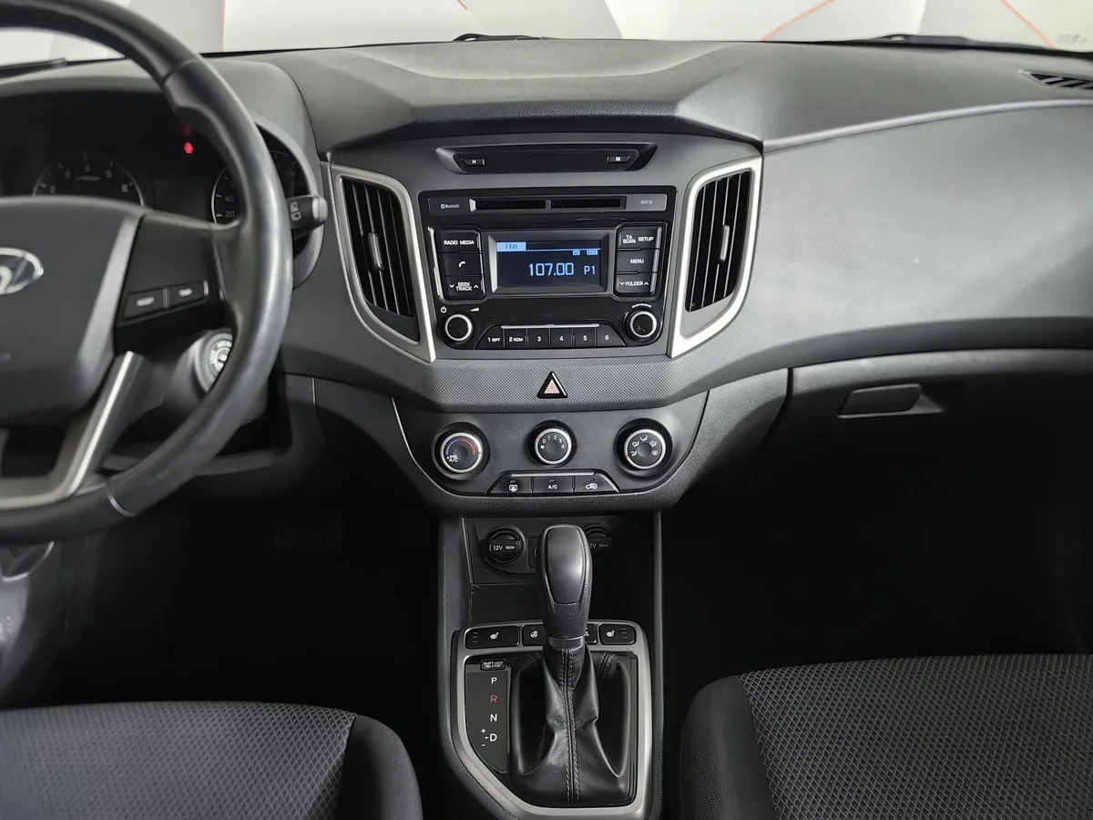 Hyundai Creta 1.6 AT AWD (121 л.с.) Active + Light + Winter Серебристый в АВИЛОН. Слайд №14