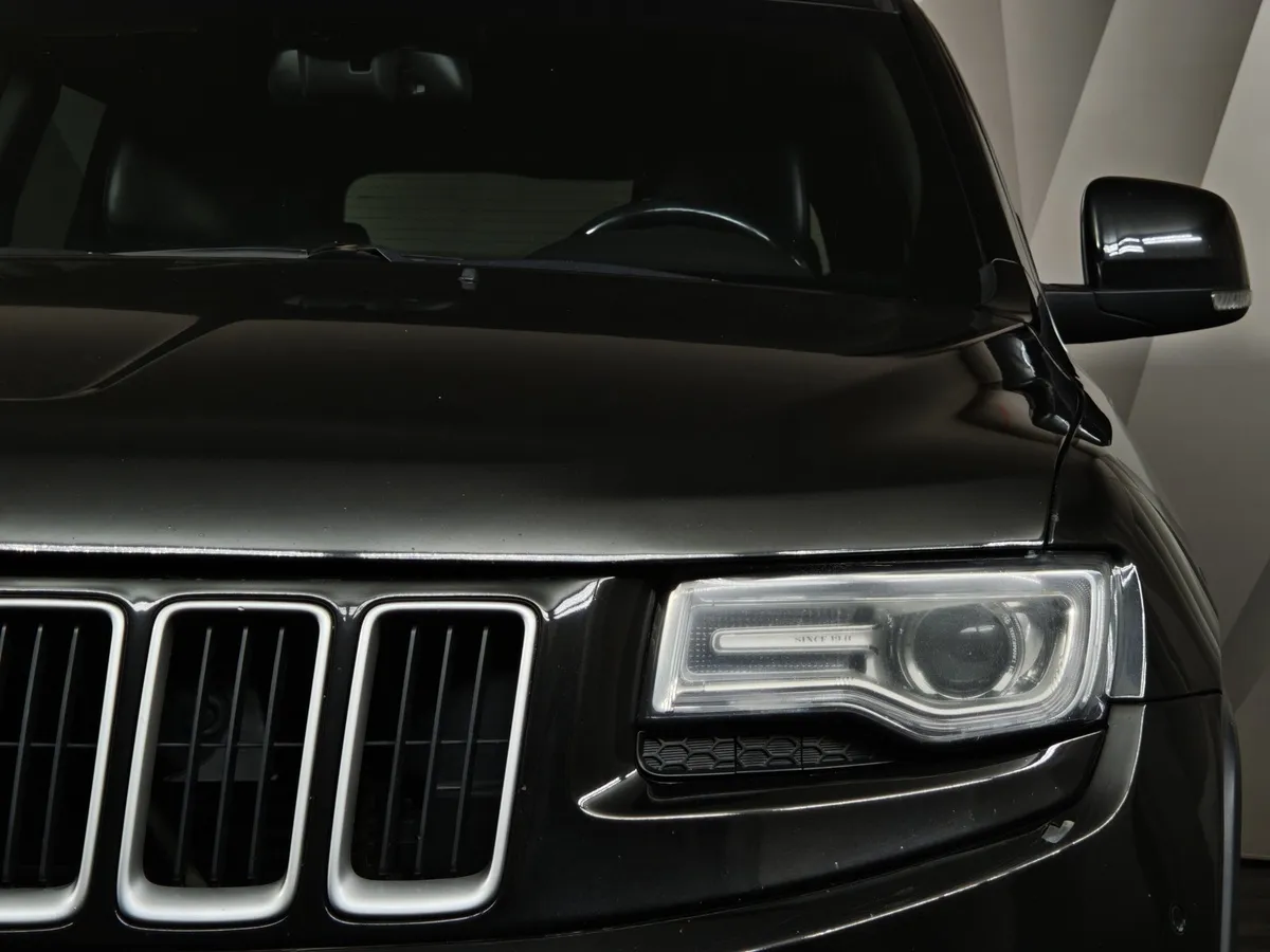 Jeep Grand Cherokee 3.0 TD AT (241 л.с.) Черный в АВИЛОН. Слайд №10