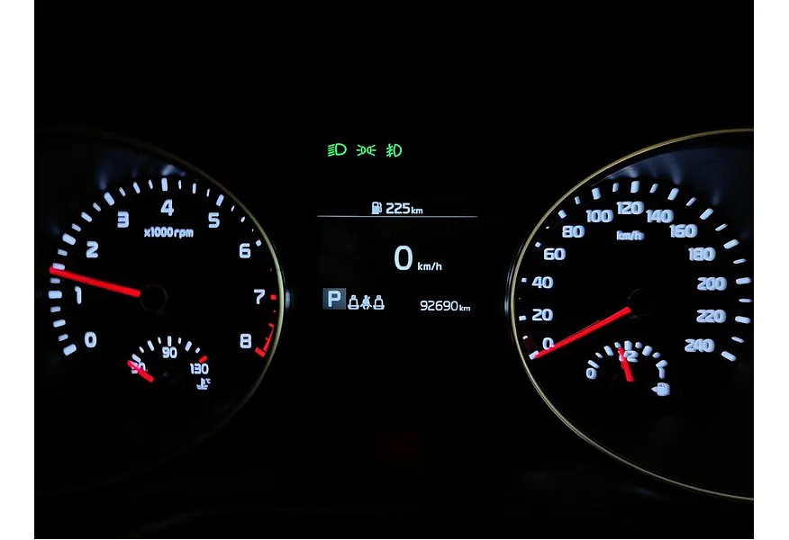 Kia Ceed 1.6 MPI AT (128 л.с.) Comfort Черный в АВИЛОН. Слайд №18