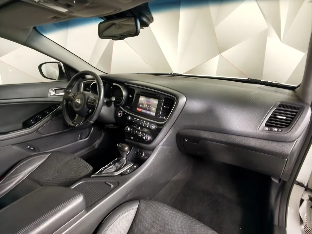 Kia Optima 2.4 AT (180 л.с.) Comfort Белый в АВИЛОН. Слайд №13